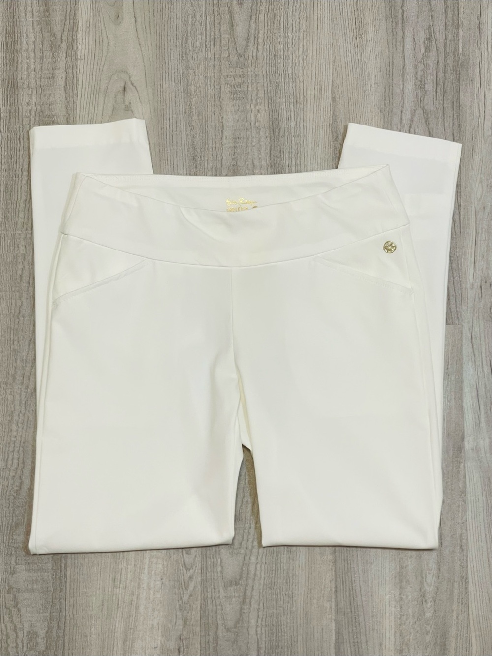 Lilly Pulitzer UPF 50+ Luxletic 28" Corso Pant - Resort White - Size 6